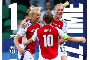 HuaTiHui-阿森纳女足问鼎欧冠，摩根社媒祝贺：你们让阿森纳感到骄傲