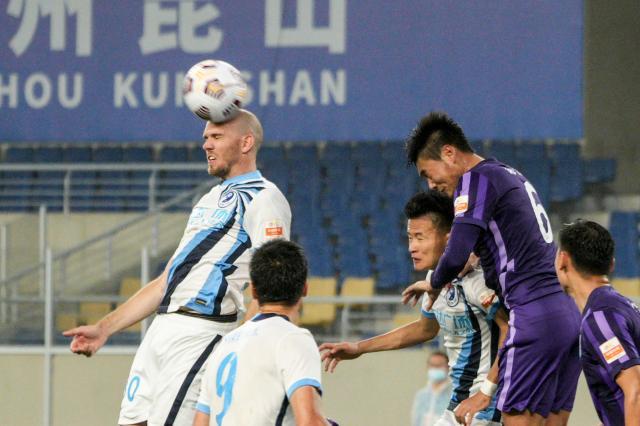 华体会体育-欲携获胜之威复仇海港 大连人：放平心态力拼对手